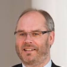 Новым президентом эстонии сегодня был избран директор эстонского национального музея арал карис (на фото), за чью кандидатуру проголосовали 72 депутата парламента (рийгикогу). Alar Karis University Of Tartu Tartu Institute Of Molecular And Cell Biology