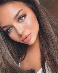 70 Simple Natural Makeup Looks Idea 2019 Mysimpleeverydaymakeup Hair Colour For Green Eyes Brunette Green Eyes Gorgeous Eyes