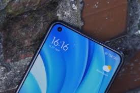 Xiaomi has launched the mi 11 lite 4g in india, but the company has confirmed that the 5g model will arrive later when 5g services are available. Xiaomi Mi 11 Lite 4g Test Starkes Design Und Kamera