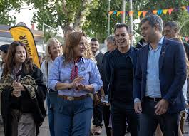 images?q=tbn:ANd9GcR7L-V2NBiSecrmTCc0Yz_dGfKOYLqFkQYYiA&s