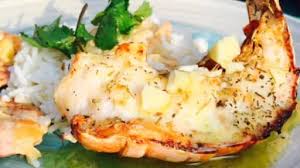 Queues De Langoustes Roties Sauce A L Ail Et Au Citron Recettes De Cuisine Cuisine Poisson Et Recette Langouste