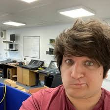 Jack Kenyon (@scratchedguitar)