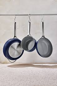 Non Toxic Cookware In 2020 Modern Cookware Sets Cookware Set Ceramic Cookware