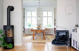 Die querabstüzung wird oben unter die decke oder hubbett gespannt und das regal mit den stützen daran fixiert.so kann man auch regale in der heckgarage sichern, wenn es keine stabile decke gibt. Lohnender Umbau Ein Wanddurchbruch Fur Mehr Raumgefuhl Anneliwest Berlin