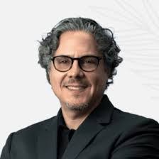 Ashley Ehret's Instagram, Twitter & Facebook