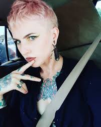 Rose McLean (rosemclean21)