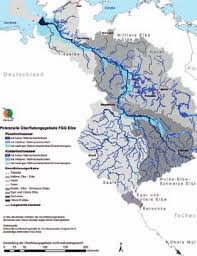 Vorläufig gesicherte und festgesetzte überschwemmungsgebiete sind schräg bzw. Https Www Schleswig Holstein De De Fachinhalte H Hochwasserschutz Downloads Broschuerehochwasser Pdf Blob Publicationfile V 3