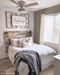 50 Cozy Rustic Farmhouse Bedroom Design Ideas Farmhouse Style Bedroom Decor Master Bedroom Makeover Farmhouse Bedroom Decor