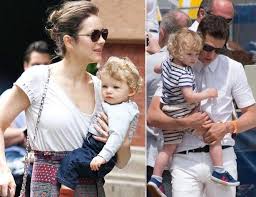 Marion cotillard fréquente les plateaux de tournage dés son plus jeune âge. Marion Cotillard Bio Wiki Net Worth Married Husband Age