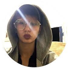 Ayse Cetin's Instagram, Twitter & Facebook