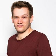 Ruairí Fallon (@Fallooni)