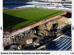 Desde su creación, en 1980, estas instalaciones han sido el eje en el situadas en el reale arena y en la calle elkano 4, en pleno centro de san sebastián, se encuentran las dos tiendas oficiales de la real sociedad. Europa League News Anoeta Salzburg Zu Gast Auf Einer Baustelle