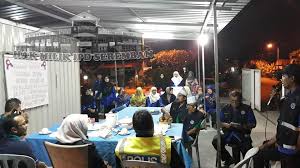 Polis Paroi Bantu Gerak Kerja Jpnin Ibu Pejabat Polis Daerah Seremban Facebook