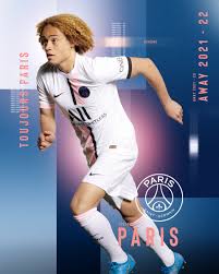 Equivalent to spain's el clásico , the fixture is the biggest rivalry in france and one of the greatest in the world. Paris Saint Germain On Twitter The Squad For The 3 Rd Pre Season Match As We Take On Fcaugsburg Live On Https T Co Tfrx29sxie And Twitch At 7pm Cest Psgfca Https T Co Lipxchudfd Https T Co Hp1z2txueh