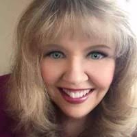 Angie Middleton's Instagram, Twitter & Facebook