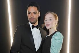 Pete and phoebe are still going strong despite not being able to physically spend time together, a source told us weekly in april. Well Rege Jean Page Just Addressed Those Phoebe Dynevor Dating Rumors Hellogiggles