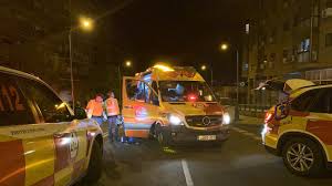 Check spelling or type a new query. Atropello En Arganzuela Un Turismo Arrolla A Un Ciclista Que No Llevaba Ni Chaleco Reflectante Ni Casco En El Paseo De La Esperanza