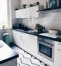 kuchenliebe teppich deko kitchen interior deko kuche kuchen design kucheninsel