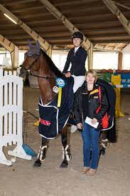 We did not find results for: Dkb Pferdewoche Rostock 17 Jahrige Henrike Sophie Boy Zieht Weltelite Ab Reitturniere De News Ergebnisse Turnierkalender Ranglisten