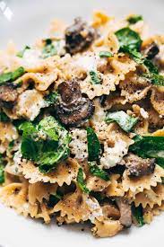 Date Night Mushroom Pasta With Goat Cheese Pinch Of Yum Recipe Pasta Dishes Goat Cheese Pasta Recipes