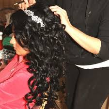 18th Birthday Hairstyles With Weave Modern Quinceanera Hairstyle Ideas That Slay Quince Hairstyles Hair Styles Quinceanera Hairstyles