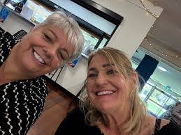 Linda Krone's Instagram, Twitter & Facebook