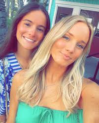 All kinds of happy!!🤍🥂💐