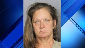 Woman accused of fatally stabbing boyfriend while visiting friend's home