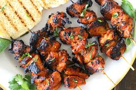Heat olive oil, cook and brown the chicken on both sides for 10 minutes. Chicken Satay Cook With Kushi