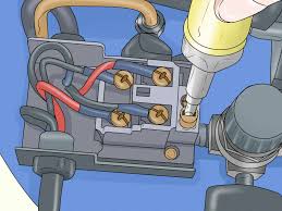 It has a pressure gauge for measuring output. 4 Simple Ways To Set Air Compressor Pressure Wikihow