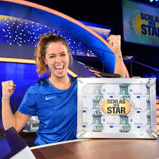 Maybe you would like to learn more about one of these? Quoten Schlag Den Star Erschuttert Supertalent Aber Schlagt Es Nicht X Xxl Ausgabe Der Spielshow Lasst Prosieben Strahlen Tv Wunschliste