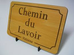 Plaque De Rue En Compact Bois Clair Grave Non Peint Realisez Des Plaques De Rue Originales Pour Votre Commune Plaque De Rue Pic Bois Bois