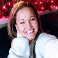 Carrie Stringer's Instagram, Twitter & Facebook