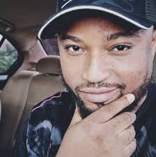 What does it mean to receive source files from an illustrator?