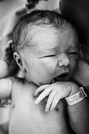 Another baby born this week, and this time I came just for a Fresh 48.  Kayla was blessed to have her best friend from childhood as her nurse. ♥.  How cool is