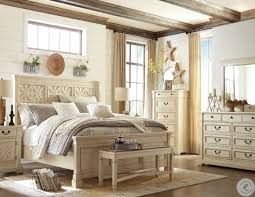 Bolanburg White Panel 4 Piece Bedroom Set In 2020 White Panel Bedroom White Panel Bedroom Set Bedroom Panel