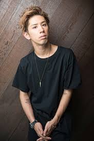 They are also currently signed to fueled by ramen. Tampil Makin Keren 10 Gaya Rambut Ala Taka One Ok Rock