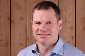 The Team — AM GROUP