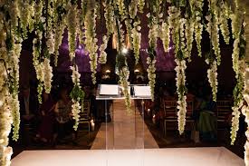 As you've likely noticed, delphiniun adds a moment of statement verticality to wedding bouquets (their stalks extend far beyond the other blooms used). Beautiful Ideas With Delphinium Wedding Flowers By Bride Blossom Nyc S Only Luxury Wedding Florist Wedding Ideas Tips And Trends For The Modern Sophisticated Bride