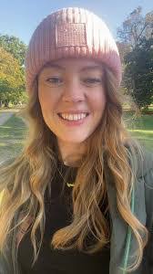 Elise Keating's Instagram, Twitter & Facebook