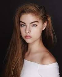 Meredith Ready//1st year//slytherin//