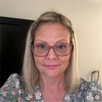 Kathleen Schnell's Instagram, Twitter & Facebook