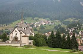Please consider this when tipping your server. Moena Im Trentino Infos Fur Urlaub Reise Ins Fassatal