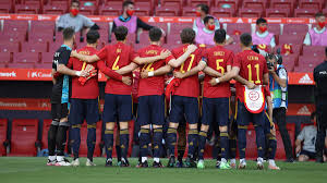 La defensa la ocupaban ramón zabalo, ciriaco errasti y el líder de la zaga, jacinto quincoces. Euro 2020 Cuanto Cobraran Los Jugadores De La Seleccion Espanola Si Ganan La Eurocopa 2020 21 Menos Que El Mundial De 2010 Mas Que En Las De 2008 Y 2012