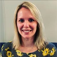 Julie Rainwater's Instagram, Twitter & Facebook