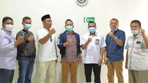 Sementara, kilang minyak tuban kabarnya masih mengalami kendala terkait pembebasan lahan. Demi Dongkrak Pad Dprd Kabupaten Tuban Minta Segala Bentuk Investasi Melibatkan Bumd Lenteratoday Com