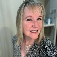 Ellen Doller's Instagram, Twitter & Facebook