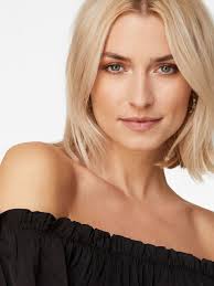 Welcome to my official facebook account! Lena Gercke Photo 443 Of 91 Pics Wallpaper Photo 1199263 Theplace2