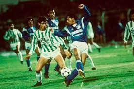 En 1989 millonarios al lado de junior, eran los dos únicos equipos que ya estaban clasificados para el cuadrangular final por el título del año, pero cuando el torneo se estaba aproximando a dicho cuadrangular, el cartel de medellín cometió el asesinato en medellín del árbitro barranquillero álvaro ortega, tras el partido entre. Historial Las Seis Ocasiones Que Nacional Estuvo En Cuartos De Final De Copa Libertadores Vavel Colombia
