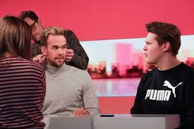 Vegard harm blir stresset når han sitter barnevakt for filippa, sokrates og milano denne videoen er tillatt for alle. Lene Amundsen Page 10 Magasine